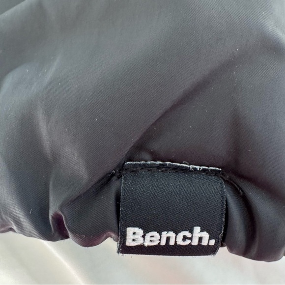 Bench-Girl’s Black Vest girls large - Picture 4 of 9